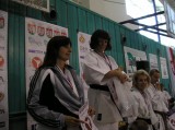 Velká sláva a velký úspěch pro Kamikaze : V soutěži kata v Nymburce 16.5. 2009 Petra zlatá, Zlatuška bronzová.
Blahopřejeme ! Velká sláva a velký úspěch pro Kamikaze : V soutěži kata v Nymburce 16.5. 2009 Petra zlatá, Zlatuška bronzová.
Blahopřejeme !
