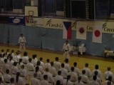 Panu Kanazawovi asistoval mistr Murakami Panu Kanazawovi asistoval mistr Murakami